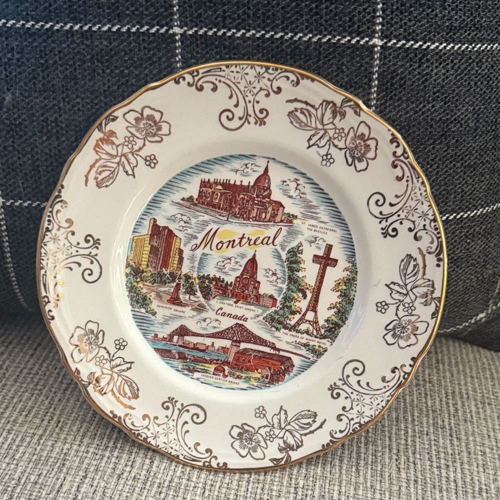 vintage souvenir collector's plate by W. Adams & Sons England
